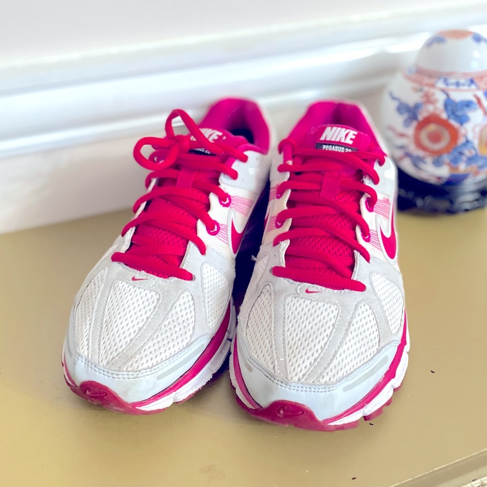 Nike Pegasus 28 Running Athletic shoes